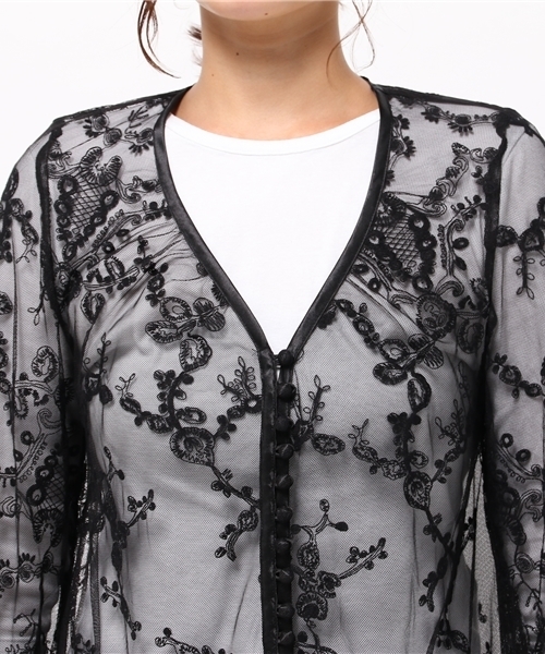 MOUSSY(マウジー)の「BUTTON UP LACE CD Ⅱ(カーディガン/ボレロ・レディース・ダークブルー/イエロー系その他/ライトベージュ/ブラック・FREE)」の10枚目の写真