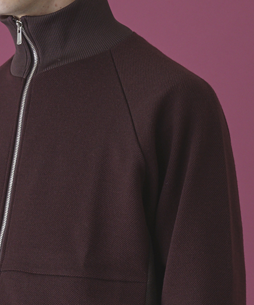 STUDIOUS HIGH（ストゥディオスハイ）の「STUDIOUS HIGH ウールツイルZIPスウェット（カーディガン/ボレロ・メンズ・ワイン/ダークグレー・1/2）」の9枚目の写真