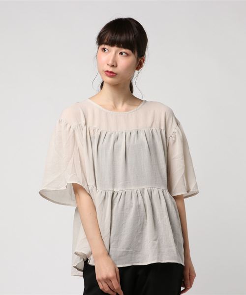 earth music&ecology(アースミュージックアンドエコロジー)の「・ティアードブラウス(シャツ/ブラウス・レディース・キャメル/カーキ/ブラック/ライトベージュ・FREE)」の16枚目の写真