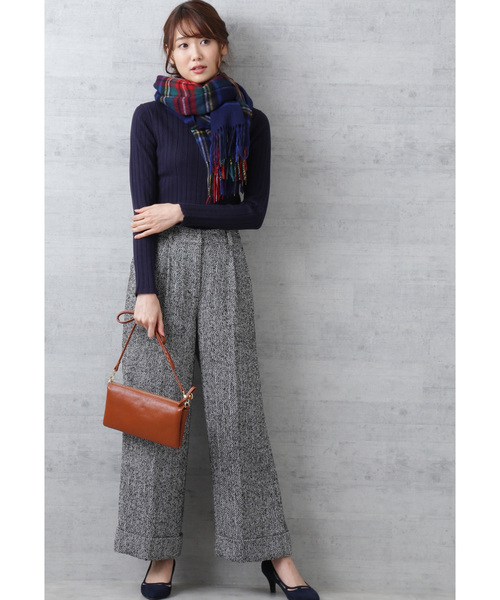 NATURAL BEAUTY BASIC（ナチュラルビューティーベーシック）の「ミニウェーブニット（ニット/セーター・レディース・ネイビー/オフホワイト/ブルー・MEDIUM）」の4枚目の写真