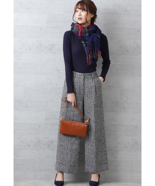 NATURAL BEAUTY BASIC（ナチュラルビューティーベーシック）の「ミニウェーブニット（ニット/セーター・レディース・ネイビー/オフホワイト/ブルー・MEDIUM）」の5枚目の写真