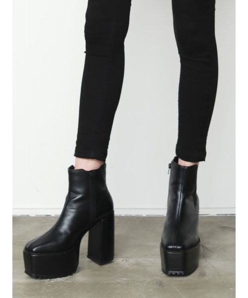 EMODA（エモダ）の「タンクチェルシーブーツ（ブーツ・レディース・ブラック/その他・SMALL/MEDIUM/LARGE）」の11枚目の写真