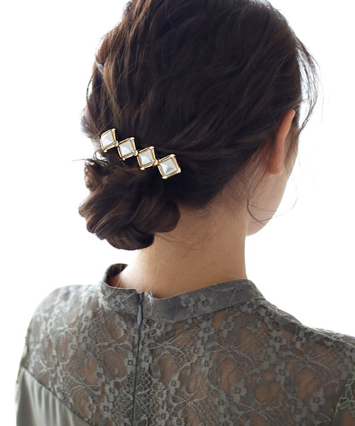 Bou Jeloud ブージュルード の 結婚式 パーティー パールモチーフヘアクリップ バレッタ ヘアクリップ Wear Bou Jeloud ブージュルード の 結婚式 パーティー パールモチーフヘアクリップ バレッタ ヘアクリップ Wear