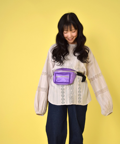 w closet（ダブルクローゼット）の「ストライプドビーレース切替ブラウス（シャツ/ブラウス・レディース・ホワイト/キナリ/ライトグレー・FREE）」の15枚目の写真