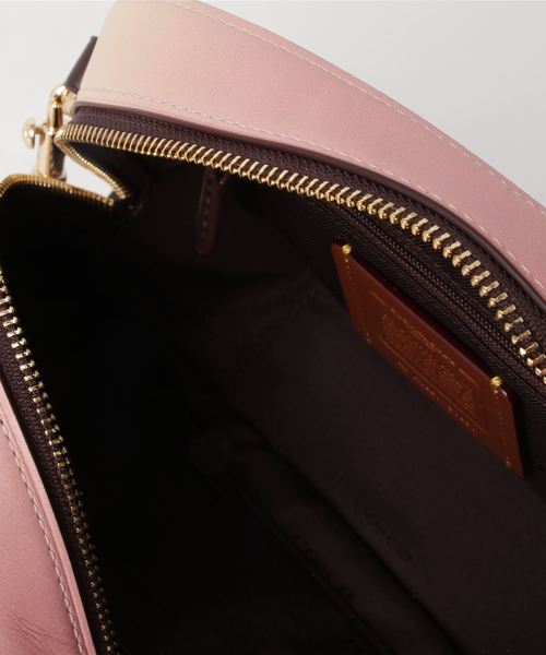 COACH（コーチ）の「【コーチ】カメラ バッグ オンブレ シグネチャー