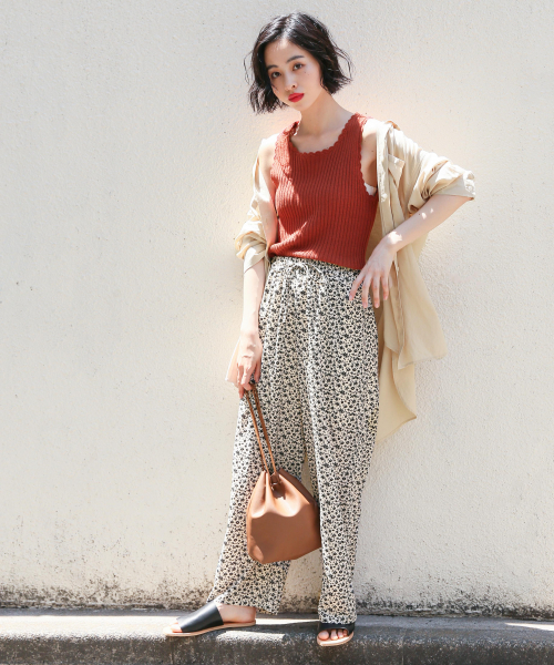 LOWRYS FARM（ローリーズファーム）の「カギバリリブタンク　838082（ニット/セーター・レディース・ブラウン/オフホワイト/ブラック/ベージュ・FREE）」の8枚目の写真