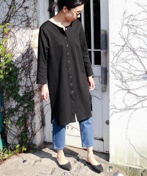 Auntie Rosa Holiday（アンティローザホリデー）の「フラットサンダル（サンダル・レディース・ブラウン・MEDIUM）」の13枚目の写真