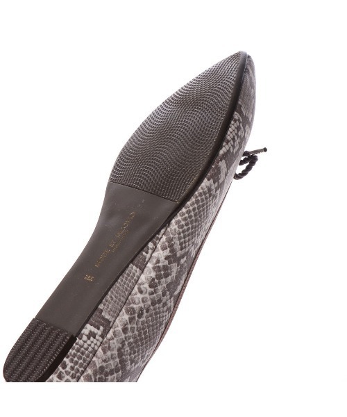 Mode et Jacomo（モードエジャコモ）の「リボンバレエシューズ（バレエシューズ・レディース・ヘザーグレー/エンジ/ライトブラック/ベージュ系その他/シルバー/ベージュ系その他2・23cm/23.5cm/24cm/24.5cm/22.5cm/25cm/22cm）」の21枚目の写真