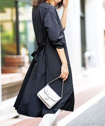 ベルト付タック使いロングガウンコート