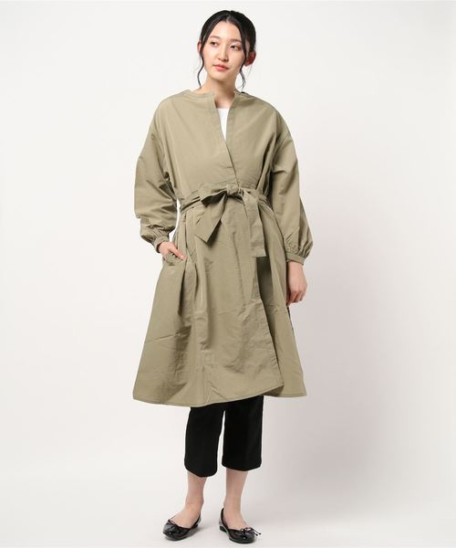 BELLUNA（ベルーナ）の「ベルト付タック使いロングガウンコート（その他アウター・レディース・ネイビー/グレイッシュベージュ/オリーブ・LARGE/MEDIUM/X-LARGE）」の14枚目の写真