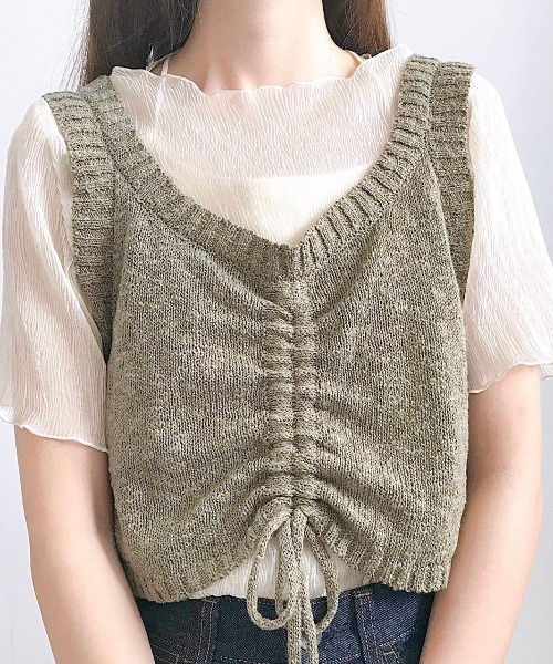 Mysa&Liina（ミーサリーナ）の「2WAYスラブニットビスチェ（ベスト・レディース・ブラック/ベージュ/ブラウン/オフホワイト/ダークブラウン/ワイン/ブルー/ピンク/グリーン/オレンジ/ラベンダー・M）」の21枚目の写真