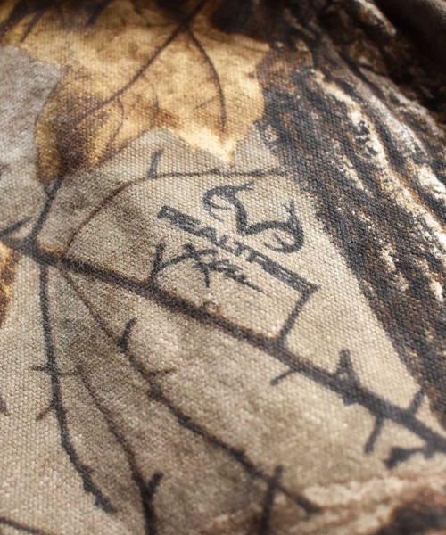 Carhartt（カーハート）の「【ヴィンテージ古着】Carhartt/カーハート アクティブパーカー リアルツリー迷彩（ブルゾン・メンズ・カーキ・SMALL）」の6枚目の写真