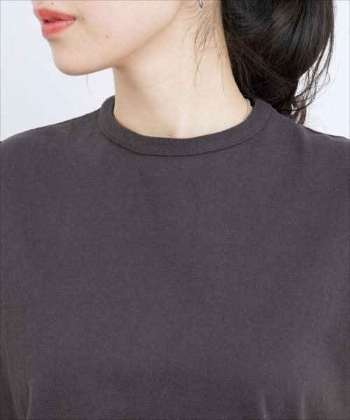 BATONER（バトナー）の「【BATONER for ADAM ET ROPE'】色別注PACK T-SHIRT(ノースリーブ)（Tシャツ/カットソー・レディース・チャコールグレー/ホワイト系その他5/ブラウン系その他2・1）」の17枚目の写真