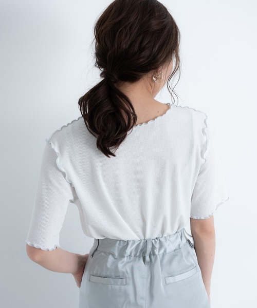 VANNIE U（ヴァニーユー）の「2WAYパイピングメロウ半袖TOPS（Tシャツ/カットソー・レディース・ホワイト/ブラック/ベージュ/ミント・FREE）」の6枚目の写真