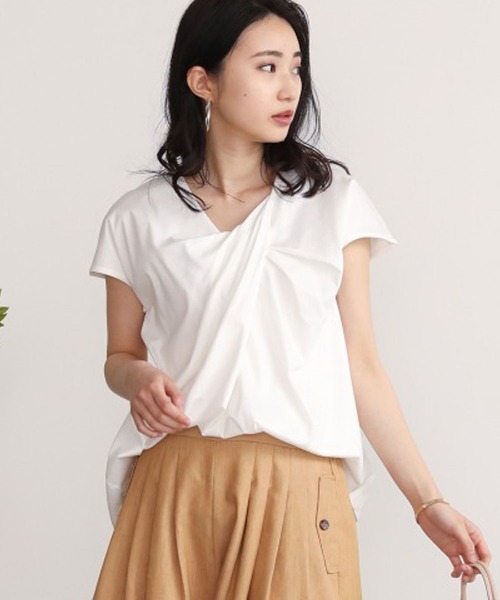 Bou Jeloud(ブージュルード)の「綿シルケット2wayバックシャンプルオーバー(Tシャツ/カットソー・レディース・オフホワイト/ベージュ/ブラック/ピンク・FREE)」の2枚目の写真