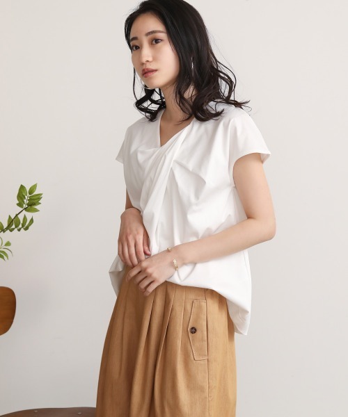 Bou Jeloud(ブージュルード)の「綿シルケット2wayバックシャンプルオーバー(Tシャツ/カットソー・レディース・オフホワイト/ベージュ/ブラック/ピンク・FREE)」の5枚目の写真