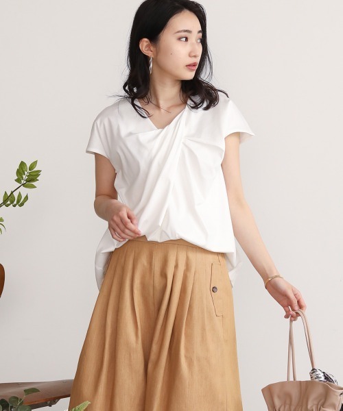 Bou Jeloud(ブージュルード)の「綿シルケット2wayバックシャンプルオーバー(Tシャツ/カットソー・レディース・オフホワイト/ベージュ/ブラック/ピンク・FREE)」の8枚目の写真