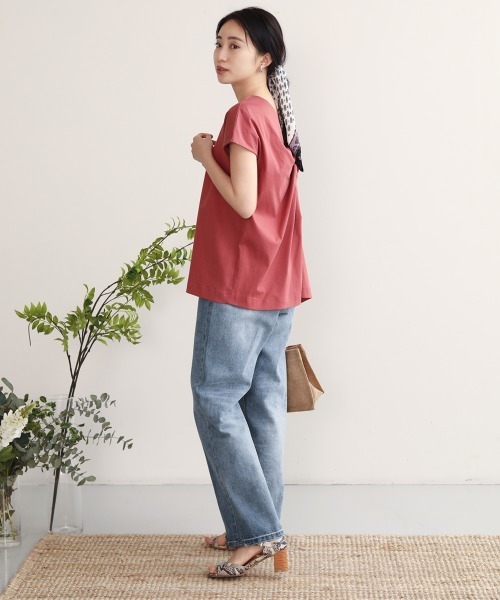Bou Jeloud(ブージュルード)の「綿シルケット2wayバックシャンプルオーバー(Tシャツ/カットソー・レディース・オフホワイト/ベージュ/ブラック/ピンク・FREE)」の16枚目の写真