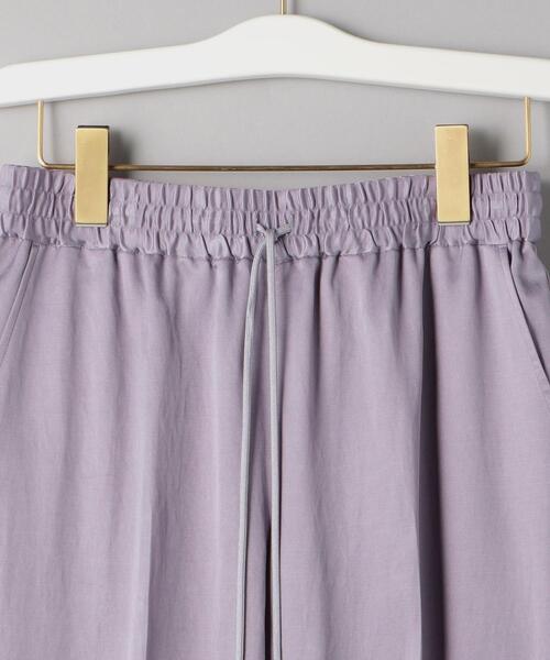 BEAUTY&YOUTH UNITED ARROWS（ビューティーアンドユースユナイテッドアローズ）の「BY サテンドローストリングパンツ -ウォッシャブル-（その他パンツ・レディース・ブラウン/ベージュ/ブラック/ライラック・LARGE/SMALL/MEDIUM）」の16枚目の写真