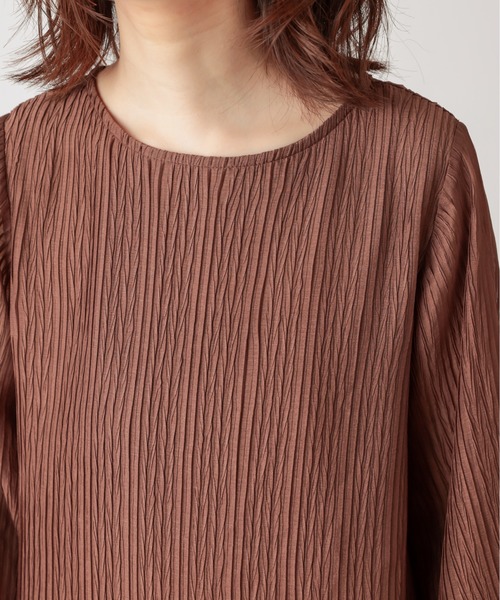 natural couture（ナチュラルクチュール）の「ヘリンボーンクリンクルシアーブラウス（シャツ/ブラウス・レディース・ブラック/ブルー/モカ/ライトベージュ/サーモンピンク・FREE）」の14枚目の写真