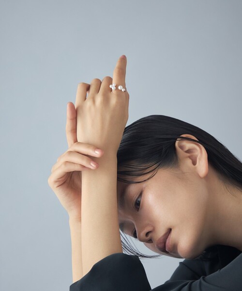 Jouete（ジュエッテ）の「フォークリング パール（リング・レディース・イエローゴールド/プラチナム/ピンクゴールド・9号/13号/17号）」の7枚目の写真