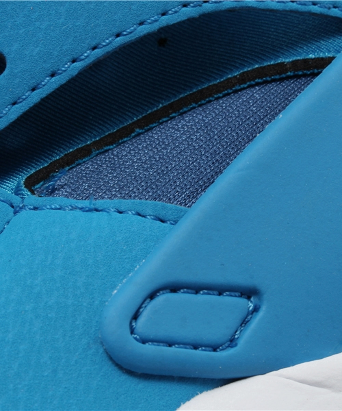 NIKE(ナイキ)の「ユニセックス ナイキ エアハラチ ブルー NIKE AIR HUARACHE 318429-402(スニーカー・メンズ・ブルー・26cm/28.5cm/27.5cm/27cm/29cm/26.5cm/28cm/24cm)」の5枚目の写真