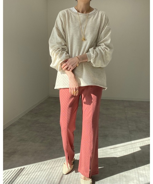 She's Closet（シーズクローゼット）の「裾センタースリット入りセミフレアリブパンツ（その他パンツ・レディース・ベージュ/スモークピンク・FREE）」の15枚目の写真