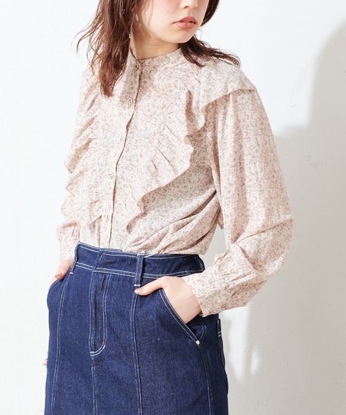 natural couture（ナチュラルクチュール）の「Vフリルディテールプチハイブラウス（シャツ/ブラウス・レディース・オフホワイト/ミント/その他1/その他2/その他4/その他3・FREE）」の4枚目の写真