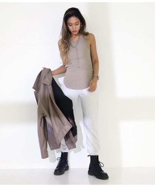 ANAP（アナップ）の「ラウンドヘムリブタンクトップ（タンクトップ・レディース・オフホワイト/ベージュ/スミクロ/イエロー/ブラック・FREE）」の19枚目の写真