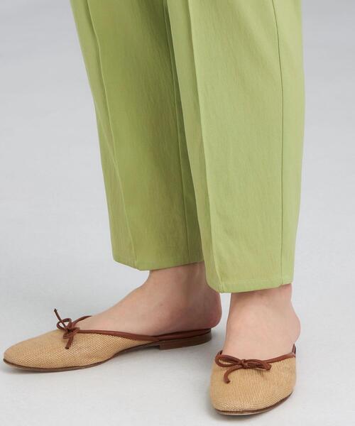 green label relaxing（グリーンレーベルリラクシング）の「FFC キュプラ / Ny ラチネ ストレッチ パンツ（その他パンツ・レディース・ブラック/ナチュラル/ライム/パープル・38/36/34）」の11枚目の写真