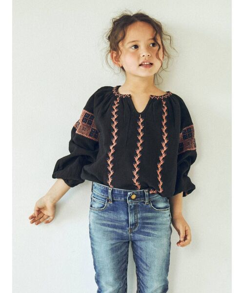 Ungrid（アングリッド）の「Kids エンブロイダリーブラウス（シャツ/ブラウス・キッズ・オフホワイト/ブラック・100/120）」の6枚目の写真