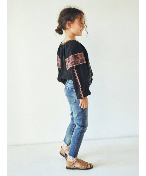 Ungrid（アングリッド）の「Kids エンブロイダリーブラウス（シャツ/ブラウス・キッズ・オフホワイト/ブラック・100/120）」の10枚目の写真