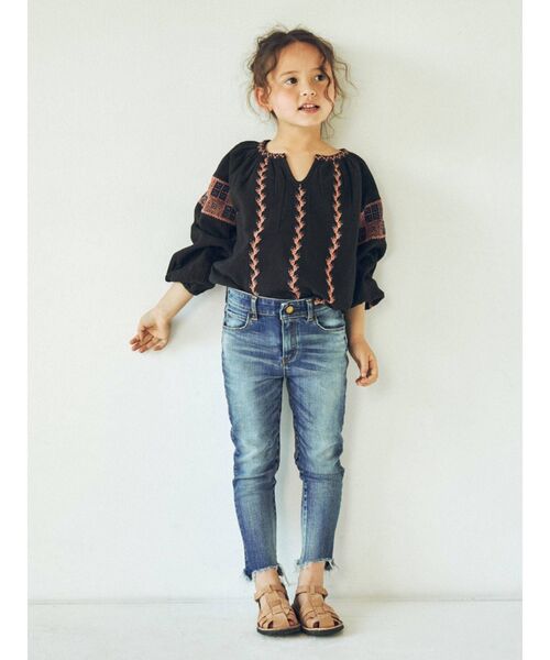 Ungrid（アングリッド）の「Kids エンブロイダリーブラウス（シャツ/ブラウス・キッズ・オフホワイト/ブラック・100/120）」の19枚目の写真
