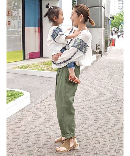 Ungrid（アングリッド）の「Kids エンブロイダリーブラウス（シャツ/ブラウス・キッズ・オフホワイト/ブラック・100/120）」の14枚目の写真