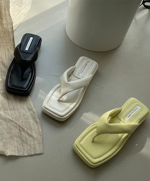 chuclla（チュクラ）の「volume sole thong sandal chs135（サンダル・レディース・ブラック/オフホワイト/イエロー・35/37/39/36/40/38）」の8枚目の写真