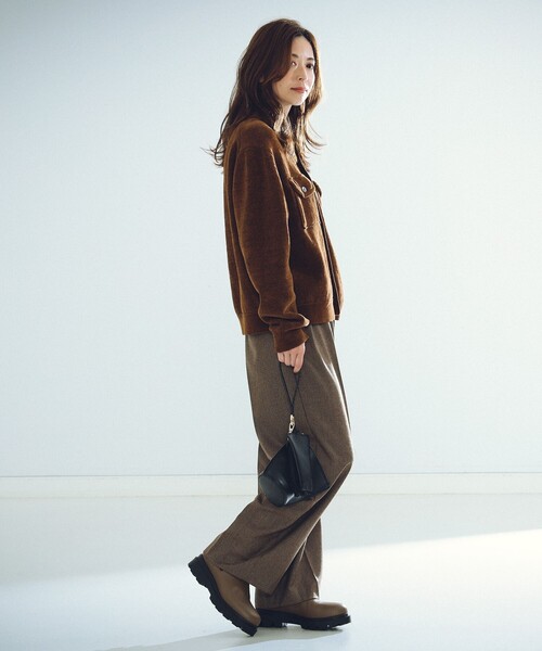 Demi-Luxe BEAMS(デミルクス ビームス)の「BATONER / 別注 コーデュロイ カーディガン(カーディガン/ボレロ・レディース・ブラック/ブラウン・ONE SIZE)」の15枚目の写真