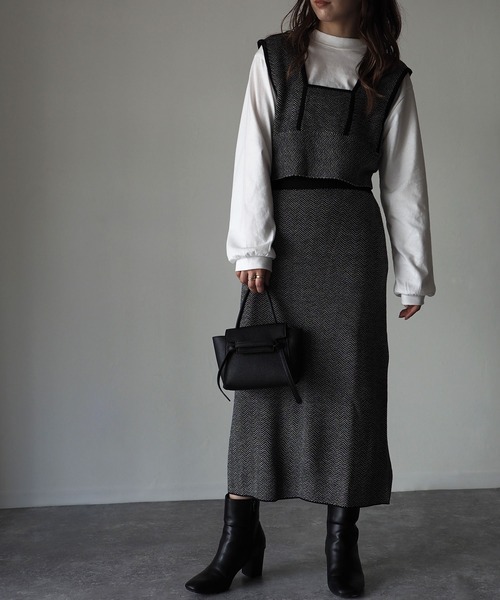 Riberry(リベリー)の「ジャガード編みニットスカート(スカート・レディース・ブラック/ブラウン・MEDIUM)」の2枚目の写真