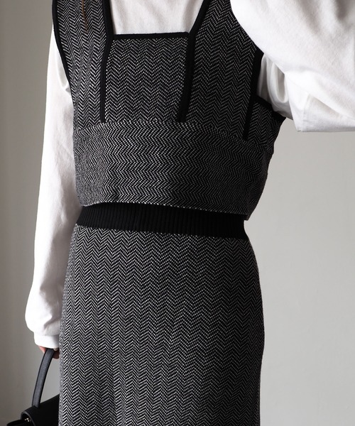 Riberry(リベリー)の「ジャガード編みニットスカート(スカート・レディース・ブラック/ブラウン・MEDIUM)」の13枚目の写真