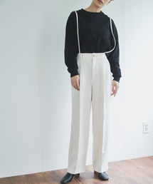 紐付きセンタープレスパンツ