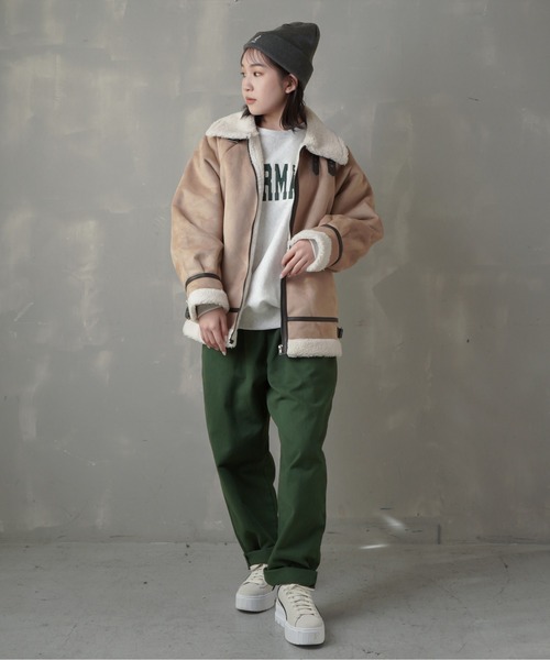 SPINNS（スピンズ）の「パイピングムートンフライトジャケット（ムートンコート・レディース・ブラック/ベージュ/ブラウン・ONESIZE）」の16枚目の写真