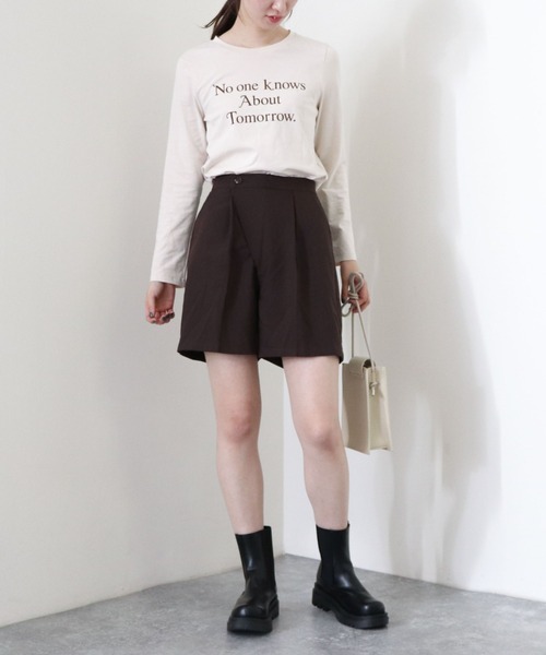 archives(アルシーヴ)の「【setupにも】センタープレスショートパンツ(その他パンツ・レディース・チャコールグレー/ブラウン/ベージュ/カーキ・MEDIUM)」の16枚目の写真