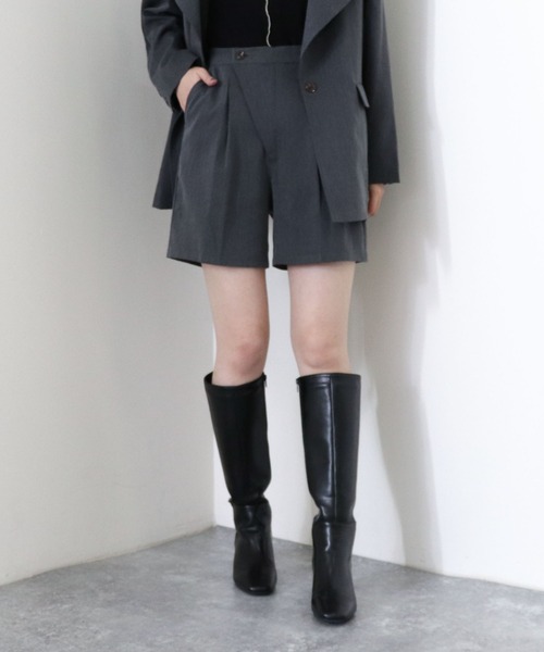archives(アルシーヴ)の「【setupにも】センタープレスショートパンツ(その他パンツ・レディース・チャコールグレー/ブラウン/ベージュ/カーキ・MEDIUM)」の9枚目の写真