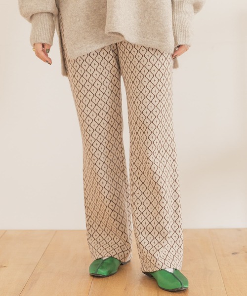 ITEMS URBANRESEARCH(アイテムズ アーバンリサーチ)の「カットジャガードパンツ(その他パンツ・レディース・ブラック/アイボリー・FREE)」の11枚目の写真