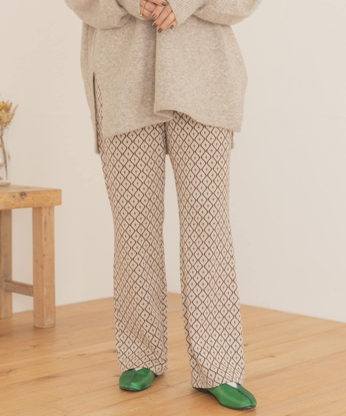 ITEMS URBANRESEARCH(アイテムズ アーバンリサーチ)の「カットジャガードパンツ(その他パンツ・レディース・ブラック/アイボリー・FREE)」の12枚目の写真