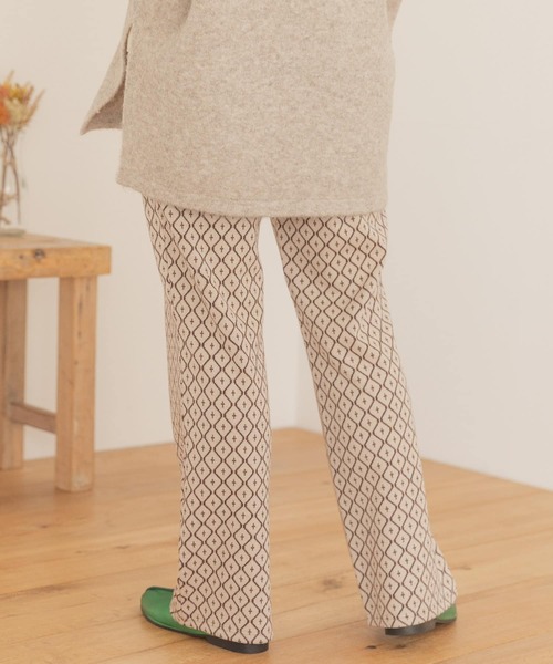 ITEMS URBANRESEARCH(アイテムズ アーバンリサーチ)の「カットジャガードパンツ(その他パンツ・レディース・ブラック/アイボリー・FREE)」の14枚目の写真