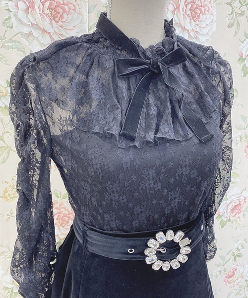 Swankiss（スワンキス）の「AU winter flower TOPS（シャツ/ブラウス・レディース・ホワイト/ブラック/ベージュ・FREE）」の9枚目の写真