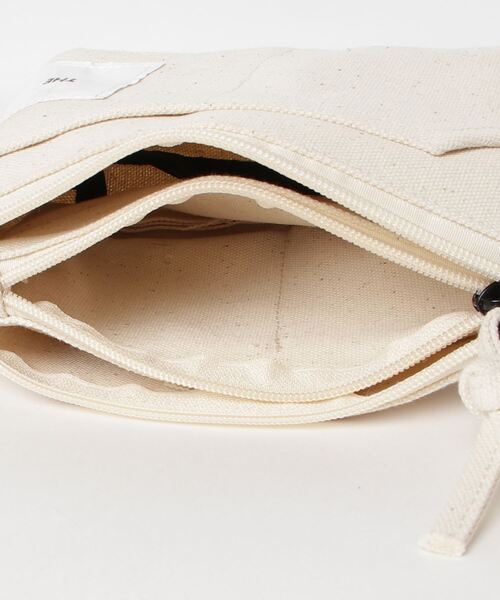 THE（ザ）の「【THE（ザ）】THE GADGET CANVAN BAG/キャンバス/ショルダーバッグ/サコッシュ（ショルダーバッグ・レディース・ホワイト/ブラック/ネイビー/レッド/オリーブ/オレンジ・ONE SIZE）」の8枚目の写真