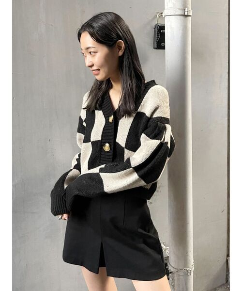 EMODA（エモダ）の「ワイドチェッカーニットカーディガン（カーディガン/ボレロ・レディース・ブラック/ブラウン/ネイビー・FREE）」の5枚目の写真