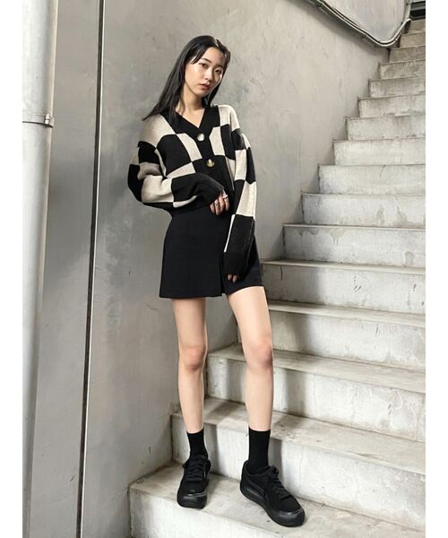 EMODA（エモダ）の「ワイドチェッカーニットカーディガン（カーディガン/ボレロ・レディース・ブラック/ブラウン/ネイビー・FREE）」の6枚目の写真