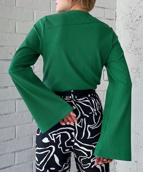 PAGEBOY（ページボーイ）の「WEB限定アイテム / 肩あきフレアスリーブプルオーバー（Tシャツ/カットソー・レディース・グリーン/ブラック/オフホワイト/ブルー・FREE）」の8枚目の写真